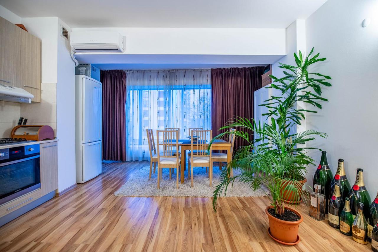 Luxury Two Room Apartment In The Heart Of Bucharest Bukareszt Zewnętrze zdjęcie
